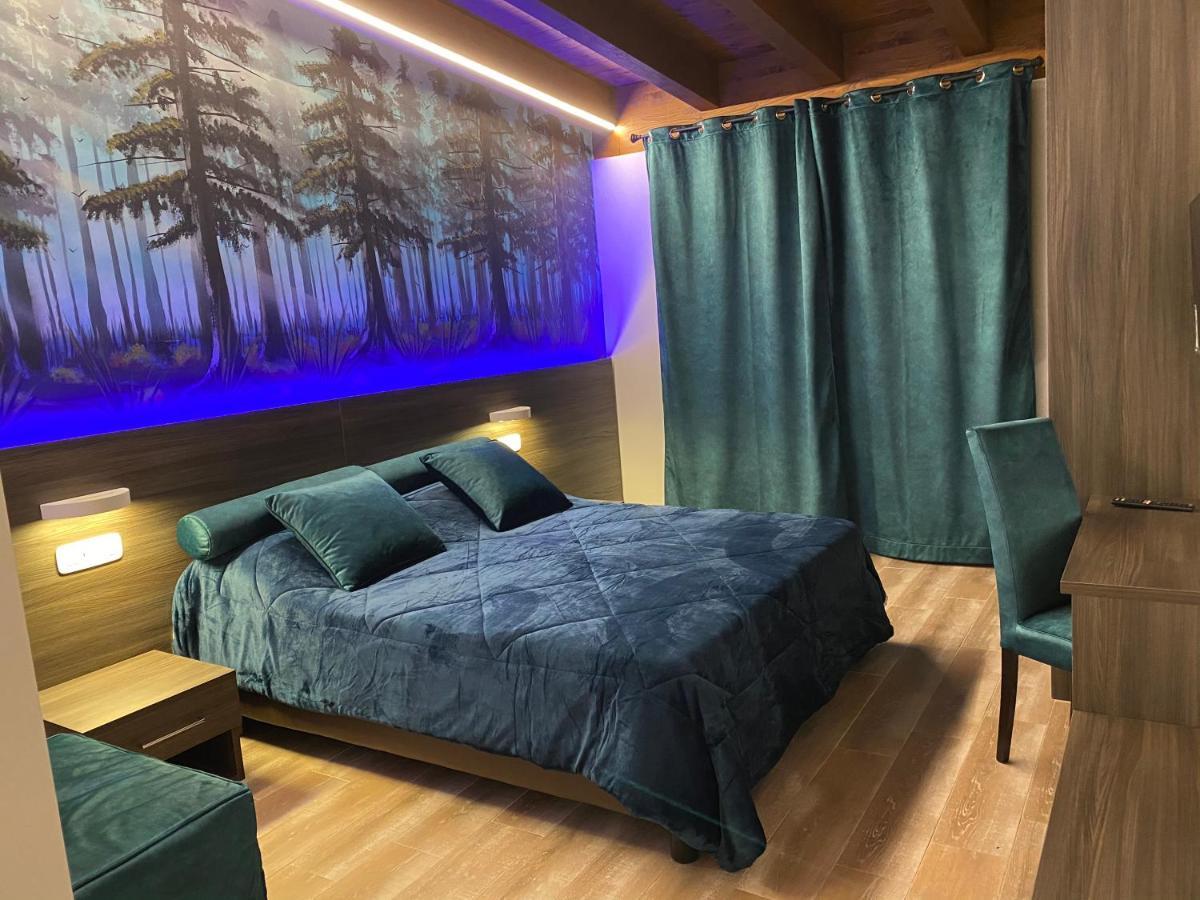 Oasilandia Bed and Breakfast Dorno Exteriör bild